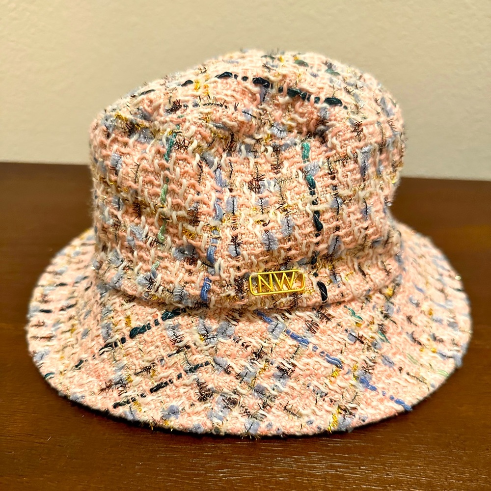 Nine West tweed bucket hat